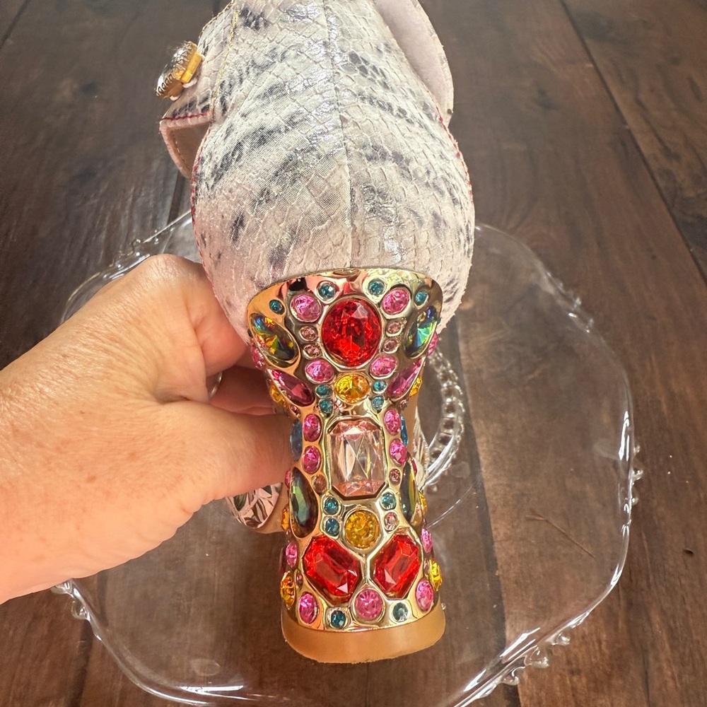 Spring Step L’Artiste Jeweled Heels Size 9/40 EUC - Picture 5 of 8